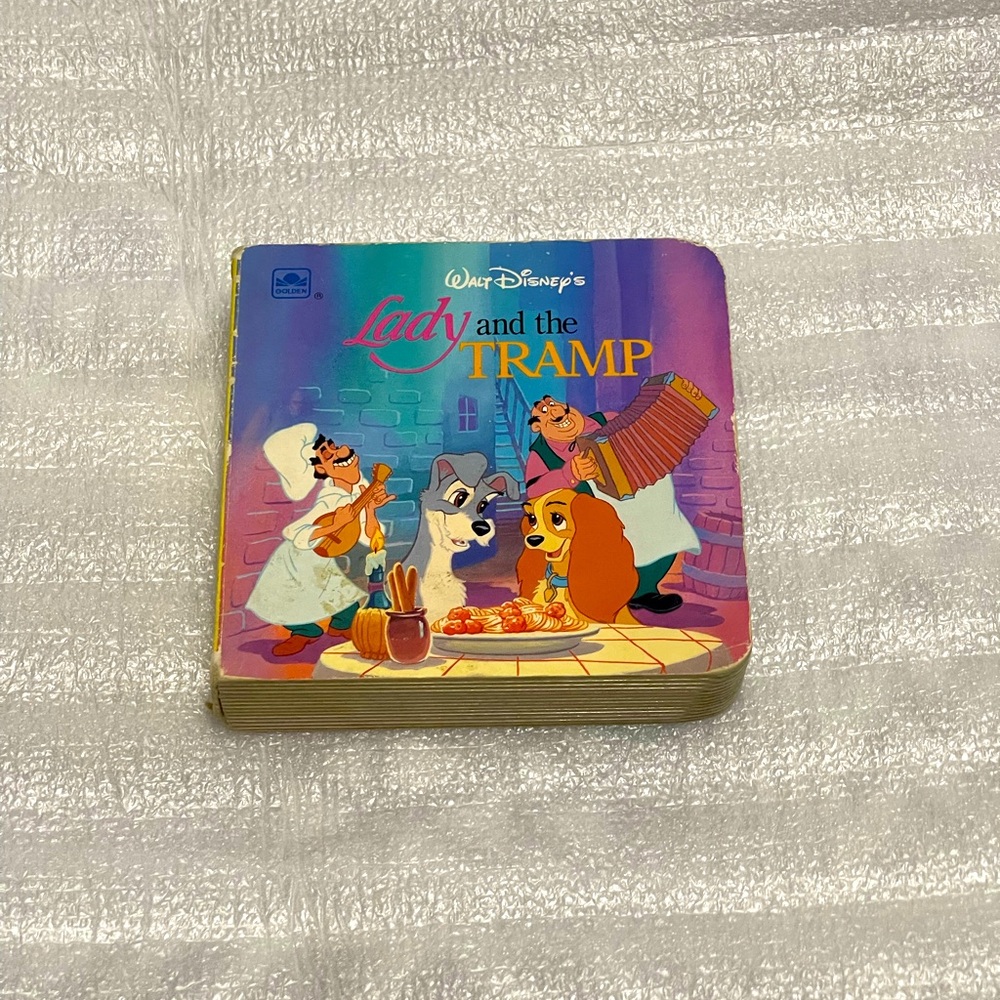 Walt Disney’s Lady and the Tramp - A Little Nugget Book® (1994)